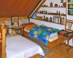 Cijela kuća/apartman The Rustically Furnished Vacation Home Is Located On The Owners 1,550 M² Residential Property In Th (Herzberg, Njemačka)