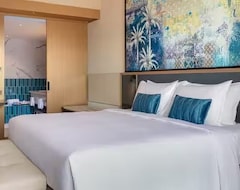 Khách sạn Resorts World Sentosa - Festive Hotel (Singapore, Singapore)