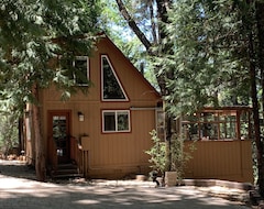 Toàn bộ căn nhà/căn hộ Quiet Retreat Forest Cottage (Nevada City, Hoa Kỳ)
