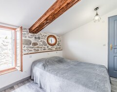 Toàn bộ căn nhà/căn hộ Look Forward To This Beautiful And Traditional Stone House In Peyriac Minervois. (Peyriac-Minervois, Pháp)