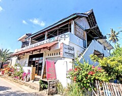Otel Capital O 92747 Ombak Cafe & Homestay (Mataram, Endonezya)