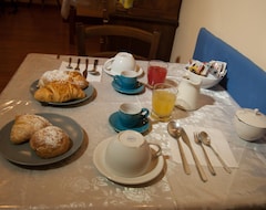 Hotel Monteoliveto Bed & Breakfast (Nápoles, Italia)