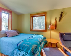 Entire House / Apartment New Listing! Dog-friendly Studio W/ Kitchenette, Wifi, Yard & Fire Pit! (Orcas Island, USA)