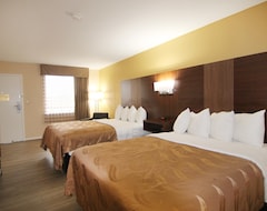 Hotel Quality Inn & Suites (Suffolk, Sjedinjene Američke Države)