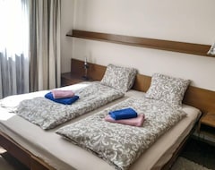 Koko talo/asunto Apartment Mons Avium In San Bernardino - 7 Persons, 3 Bedrooms (Mesocco, Sveitsi)