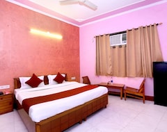 OYO 9229 GMG Hotel (Chandigarh, Hindistan)