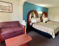 Hotel Luxury Inn And Suites (Selma, USA)