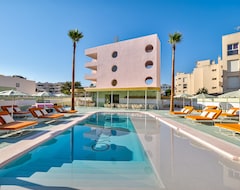 Hotel Grand Paradiso Ibiza - Adults Only (San Antonio, Spain)