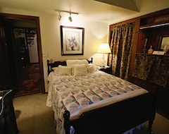 Ebenezer House Bed & Breakfast (Wolftown, USA)