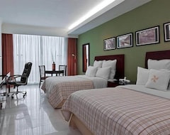 Hotel Sand Diamond (Colón, Panama)