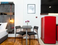 Toàn bộ căn nhà/căn hộ Downtown Luxury Boutique Suites : The Red Suite (Achialos, Hy Lạp)