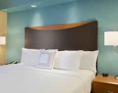 Hotel Fairfield Inn & Suites Fort Worth University Drive (Fort Worth, USA)