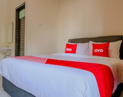 Hotel OYO 1621 Rahayu Residence Syariah (Kediri, Indonesia)