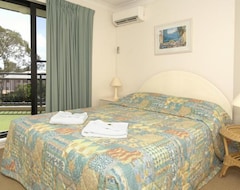 Hotelli Windsurfer Resort (Biggera Waters, Australia)