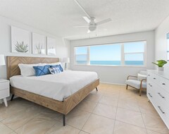 Cijela kuća/apartman Penthouse - Direct Oceanfront - Fully Renovated (Satellite Beach, Sjedinjene Američke Države)
