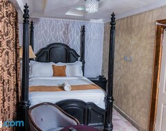 Khách sạn Gallani Suites Hotel (Ibadan, Nigeria)