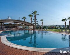 Khách sạn Sisus Marina Hotel (Cesme, Thổ Nhĩ Kỳ)