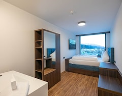 Khách sạn On The Way 24 - Sauna & Golfsimulator Inklusive (Spittal an der Drau, Áo)
