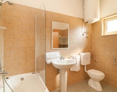 Casa/apartamento entero 4 Bedroom Accommodation In Praznica (Breznica, Croacia)