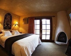 Hotel Chateau Chamonix (Georgetown, USA)