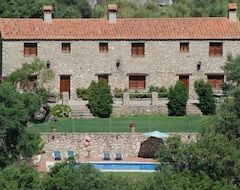 Toàn bộ căn nhà/căn hộ Rural House Virgen De La Cabeza 647960984 Mobile (Valencia de Alcántara, Tây Ban Nha)