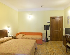 Khách sạn Park Hotel La Pineta (Mulazzo, Ý)