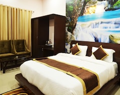 Otel De Floresta Resort (Ramnagar, Hindistan)