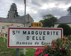 Toàn bộ căn nhà/căn hộ Country House Near The Landing Beaches (Sainte-Marguerite-d'Elle, Pháp)