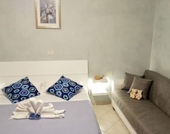 Hele huset/lejligheden Lorys House, Cosy Apartment Near The Beach, 30 Min Away From Rome (Fiumicino, Italien)