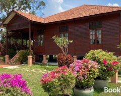 Koko talo/asunto Rimba Alor Orchard Villas (Alor Gajah, Malesia)