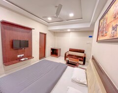 Khách sạn Park View Residency (Bhuj, Ấn Độ)