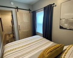 Casa/apartamento entero Unique Experience With All The Amenities Of Home! (Hillsboro, EE. UU.)