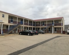 Motel Colonial Inn (Dyersville, EE. UU.)