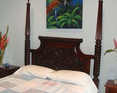 Serviced apartment Toucan Suite @ Mahogany Hall (San Ignacio, Belize)