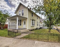 Hele huset/lejligheden Lakeside Garden Home - 1 Mile To Main Street! (Fort Wayne, USA)