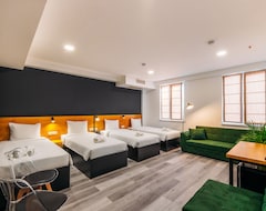 Timber Boutique Hotel (Tbilisi, Gürcistan)