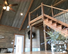 Entire House / Apartment Private Cabin Getaway (Union Springs, USA)