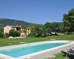 Toàn bộ căn nhà/căn hộ Casa Gionata G: A Characteristic And Welcoming Apartment In The Characteristic Style Of The Tuscan Countryside, With Free Wi-Fi. (Montemaggiore al Metauro, Ý)