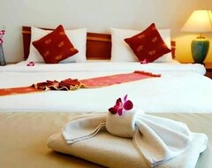 Khách sạn Krabi Tropical Beach Resort (Ao Nang, Thái Lan)