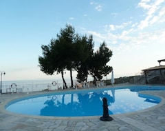 Milia Bay Hotel Apartments (Votsi, Grækenland)