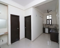 Khách sạn OYO 13046 The City Hospitality (Noida, Ấn Độ)