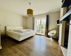Casa/apartamento entero Centrally Located Villa With Four Bedrooms , Fully Newly Renovated! (Brujas, Bélgica)