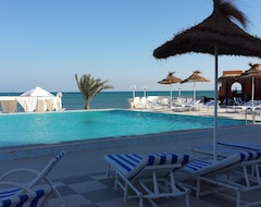 Un Tres Beau Hotel 3 Bord De Mer (Aghir, Tunesien)
