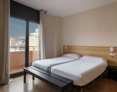 Hotel Barcelona Apartment Villarroel (Barcelona, Spain)