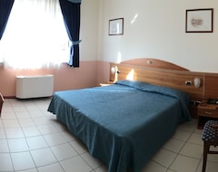 Khách sạn Partenone Resort Hotel (Riace, Ý)