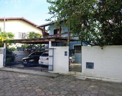 Hotel Muller Da Cachoeira (Governador Celso Ramos, Brasil)