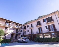 Toàn bộ căn nhà/căn hộ Appartamento In Villa Domenica 3 (Piraino, Ý)