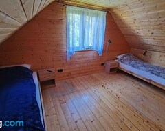 Casa/apartamento entero Sadkowo - Domek Wsrod Jabloni (Slawno, Polonia)