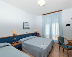 Hotelli Hotel Souvenir (Jesolo, Italia)