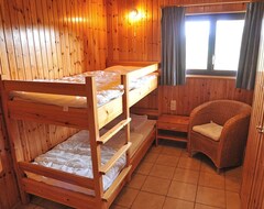 Cijela kuća/apartman Beautifully Furnished Chalet With Sauna (Somme-Leuze, Belgija)